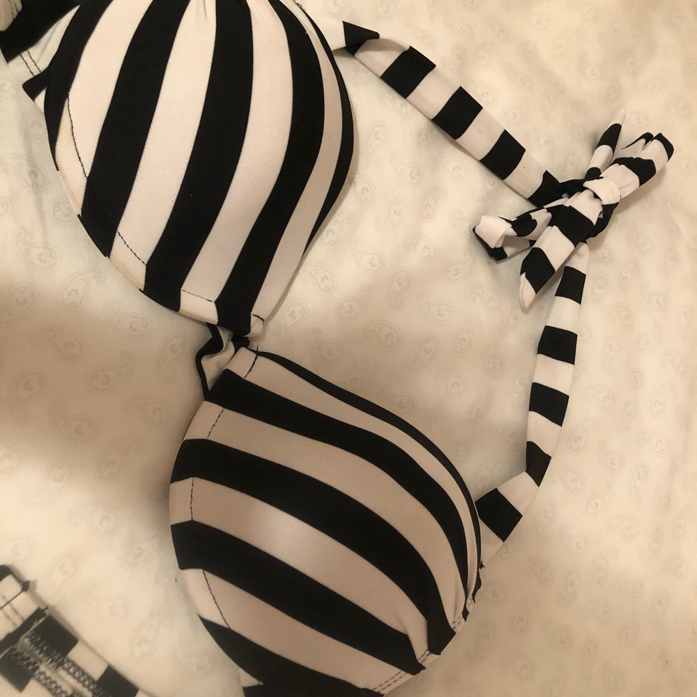 Bikini top